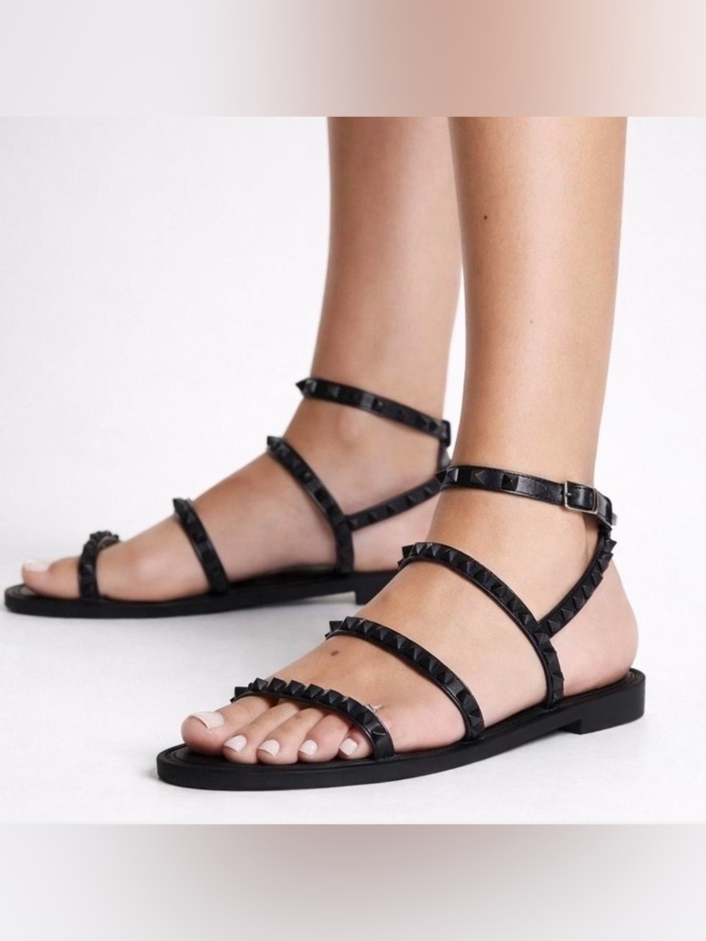Steve Madden Travel Black Studded Rubber Sandals